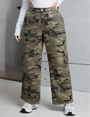 Jean tipo cargo camuflado
