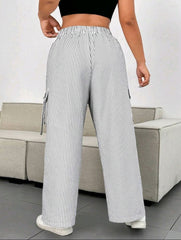 Pantalón de rayas con bolsillos laterales