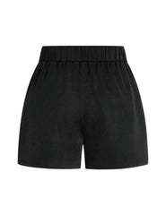 Short con pliegues negro
