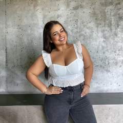 Top corset blanco en ojalillo