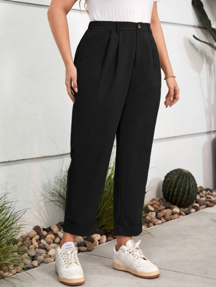 Pantalón con pliegues
