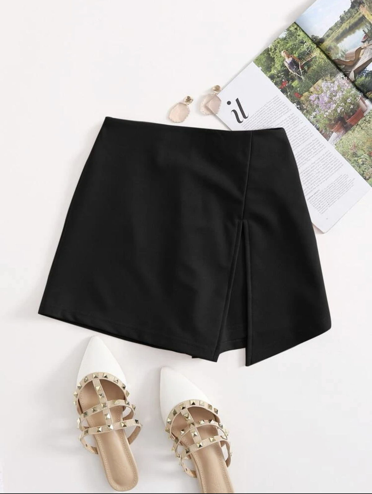 Falda short stretch de tiro alto con abertura