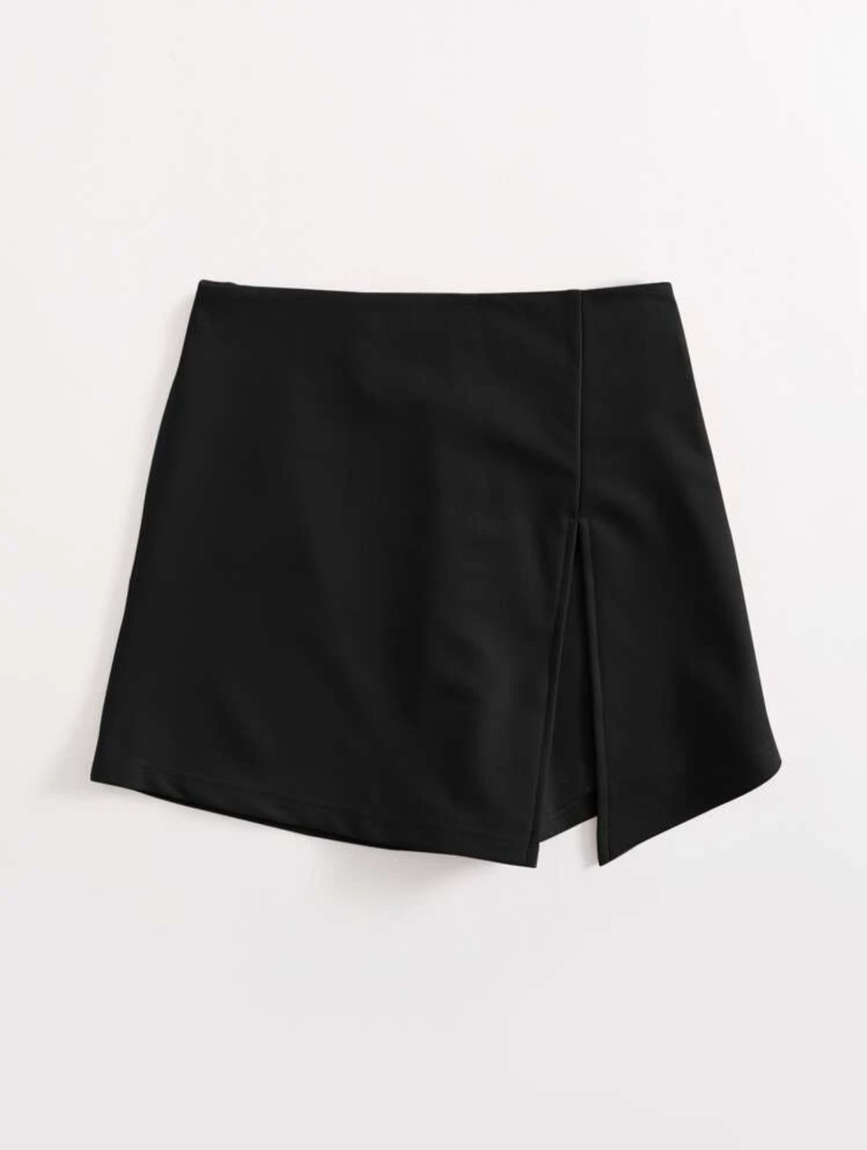 Falda short stretch de tiro alto con abertura
