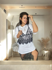 Set camiseta y falda de encajes