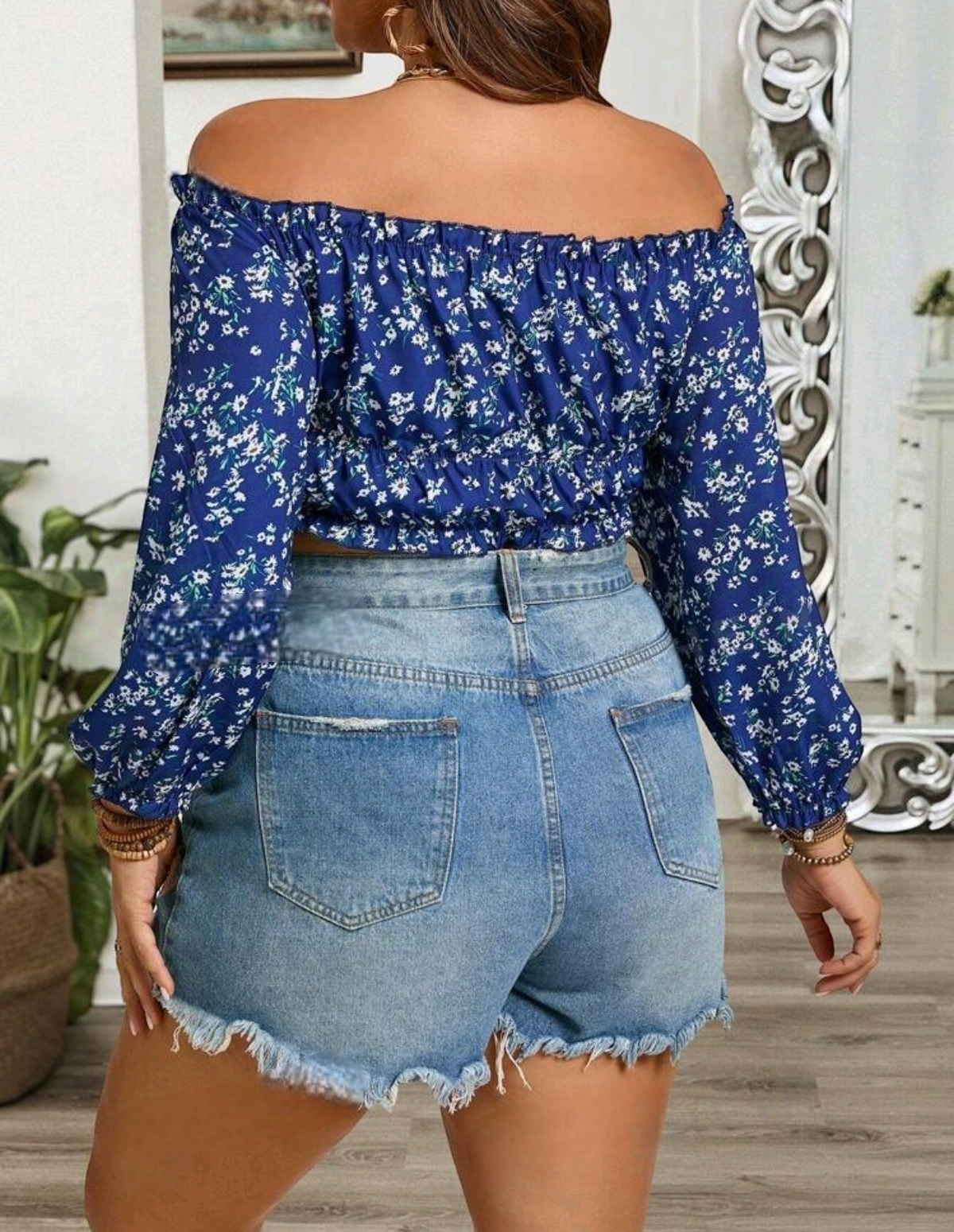 Crop top floral con cordon