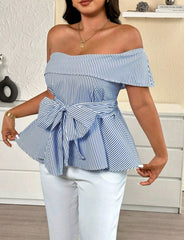 Blusa de rayas y medio hombro